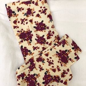 NEW floral Forever 21 leggings